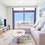 Sunset Sailors Luxury Seaview