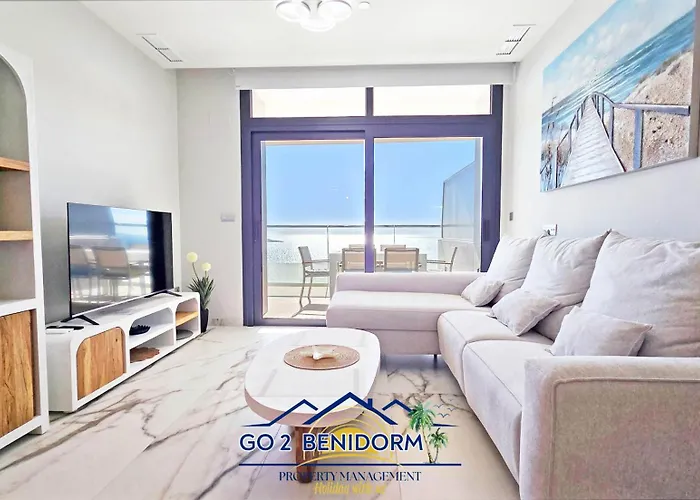 Sunset Sailors Luxury Seaview