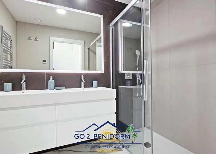 Sunset Sailors Luxury Seaview Apartamento *